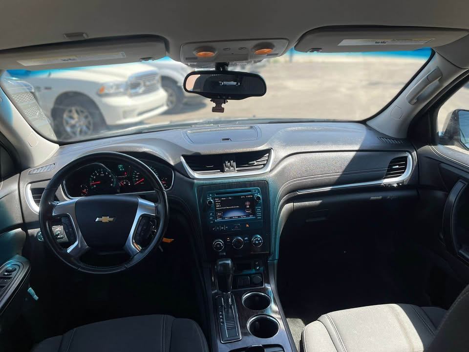 /drivenbyyouautosales/2015-Chevrolet-Traverse-9871506694274801.jpg