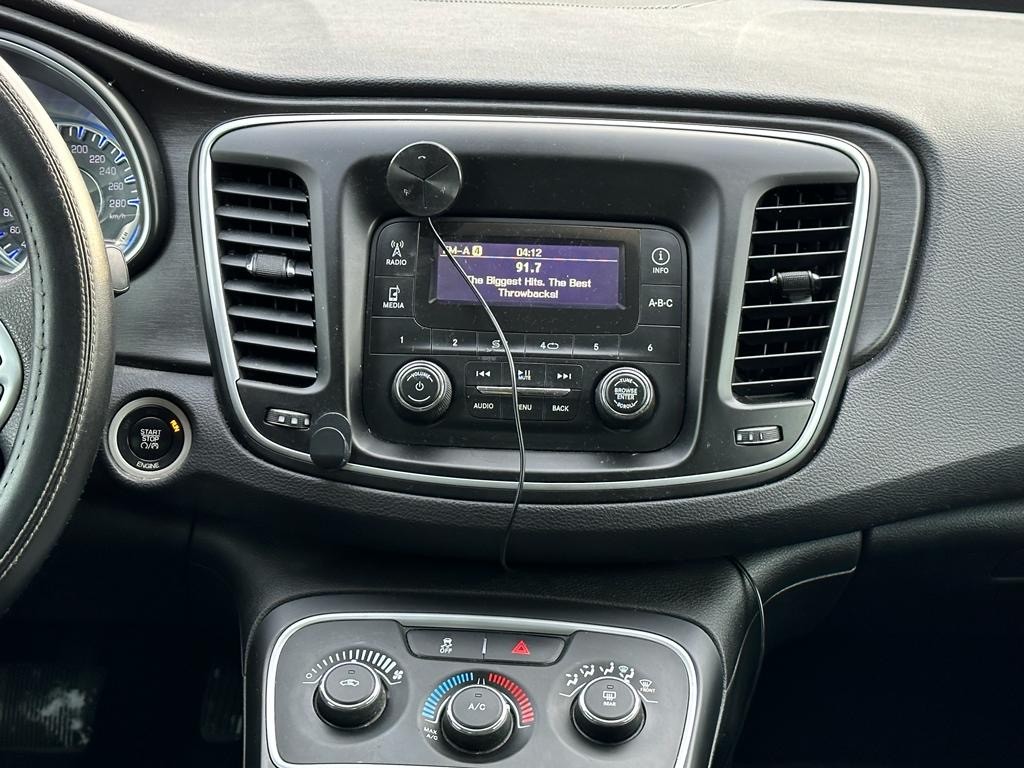 /drivenbyyouautosales/2015-Chrysler-200-3807110168515131.jpg