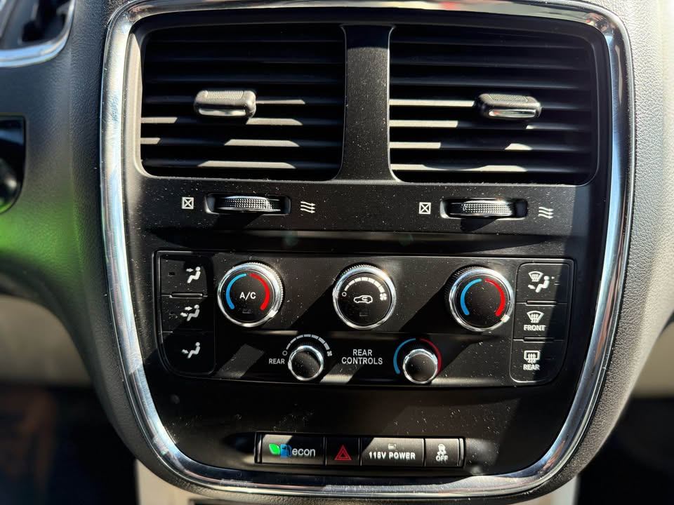 /drivenbyyouautosales/2015-Dodge-GrandCaravan-12711454570415293.jpg