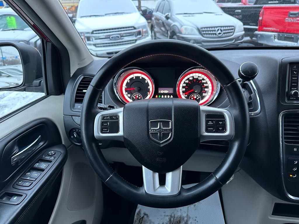 /drivenbyyouautosales/2015-Dodge-GrandCaravan-20684707478007236.jpg