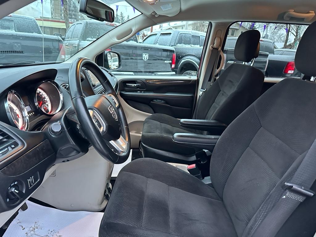 /drivenbyyouautosales/2015-Dodge-GrandCaravan-7972786108858971.jpg