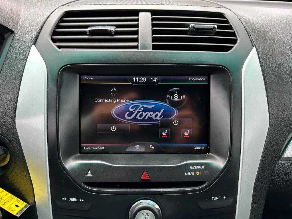 /drivenbyyouautosales/2015-Ford-Explorer-0533594099358774.jpg