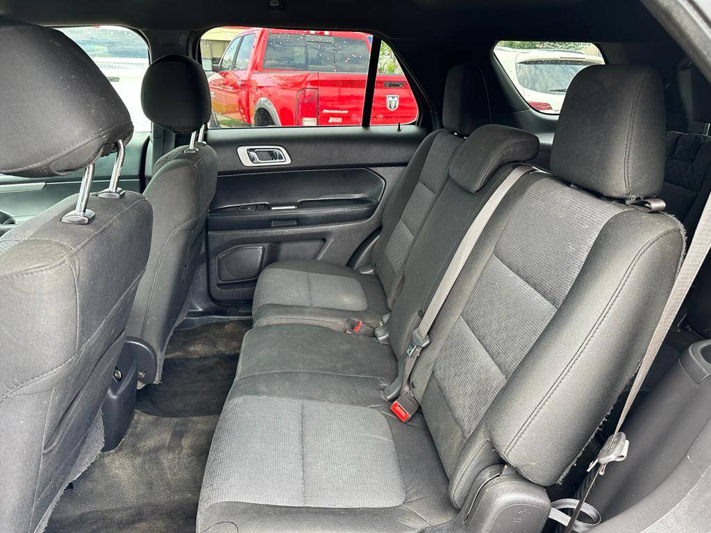 /drivenbyyouautosales/2015-Ford-Explorer-43230745952903527.jpg