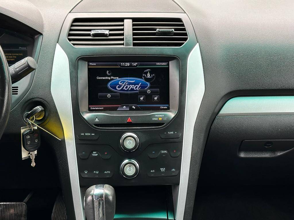 /drivenbyyouautosales/2015-Ford-Explorer-8023714964060444.jpg