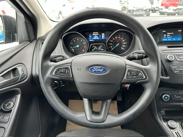 /drivenbyyouautosales/2015-Ford-Focus-21573222743581666.jpg