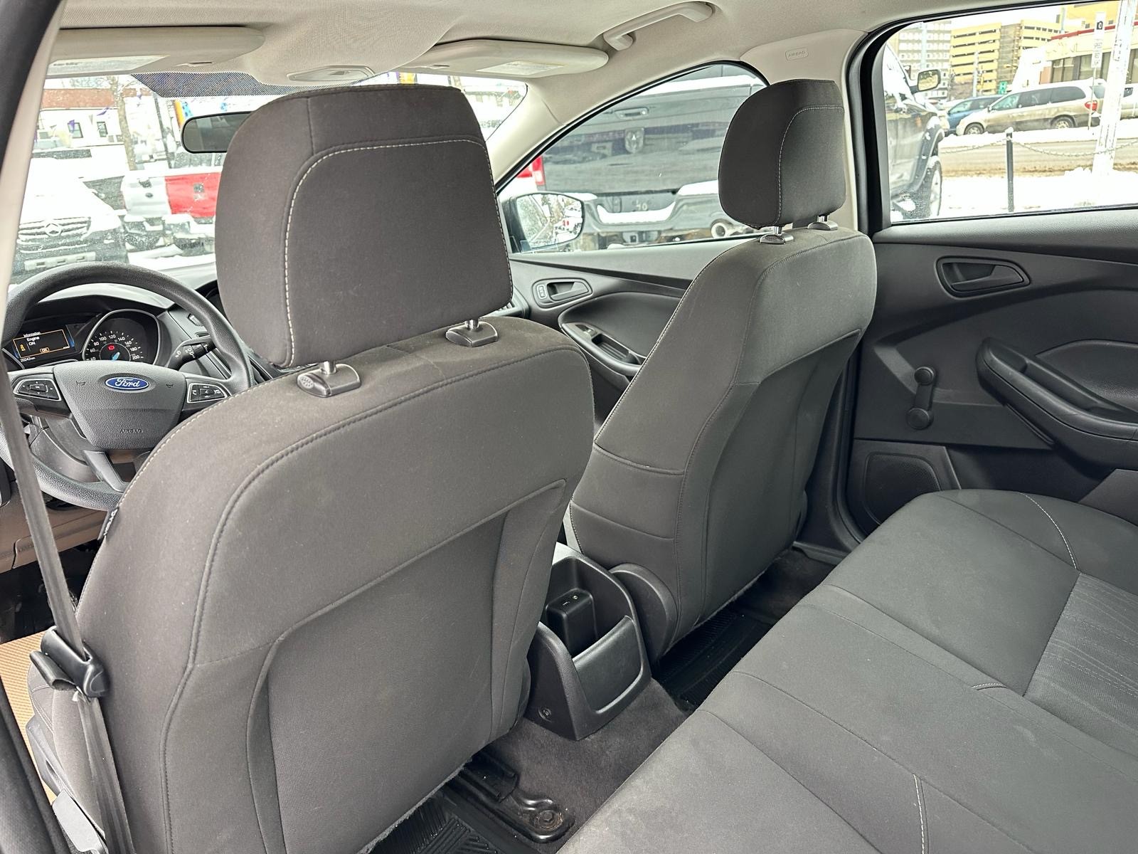 /drivenbyyouautosales/2015-Ford-Focus-5115063663478079.jpg