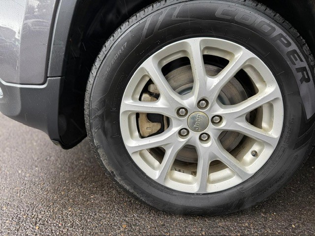 /drivenbyyouautosales/2015-Jeep-Cherokee-2314646275065606.jpg