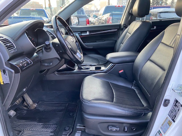 /drivenbyyouautosales/2015-Kia-Sorento-07837467720422131.jpg