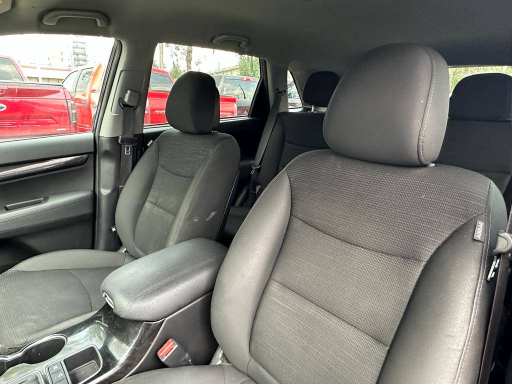/drivenbyyouautosales/2015-Kia-Sorento-4009421637643351.jpg