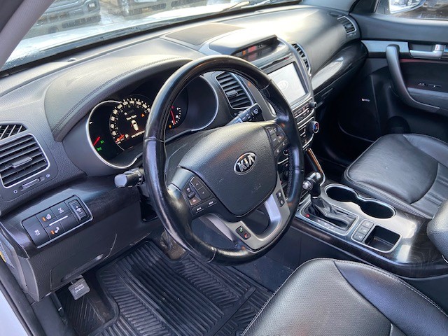 /drivenbyyouautosales/2015-Kia-Sorento-8282868064038769.jpg