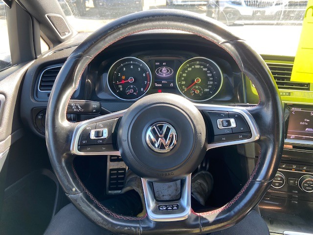 /drivenbyyouautosales/2015-Volkswagen-GolfGTI-6223516112864818.jpg