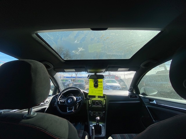 /drivenbyyouautosales/2015-Volkswagen-GolfGTI-8833621463818382.jpg