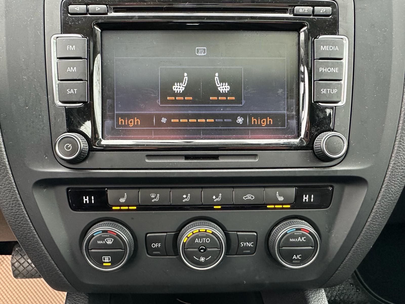 /drivenbyyouautosales/2015-Volkswagen-Jetta-9742852595082041.jpg