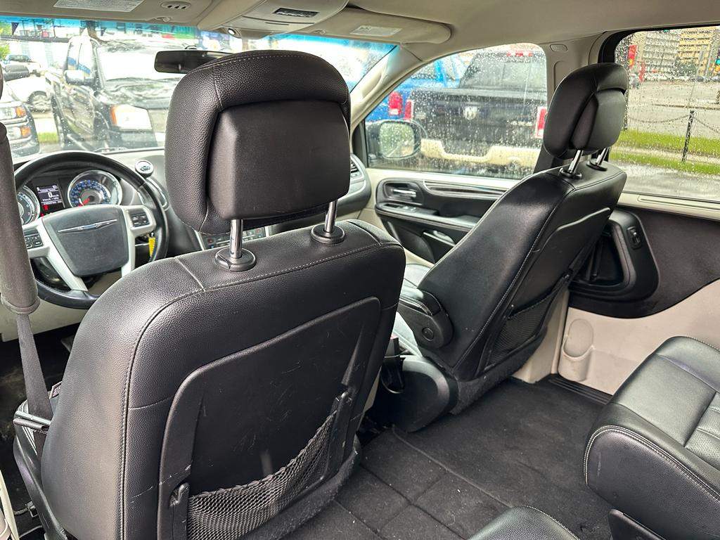 /drivenbyyouautosales/2016-Chrysler-Town&-24140656687690853.jpg