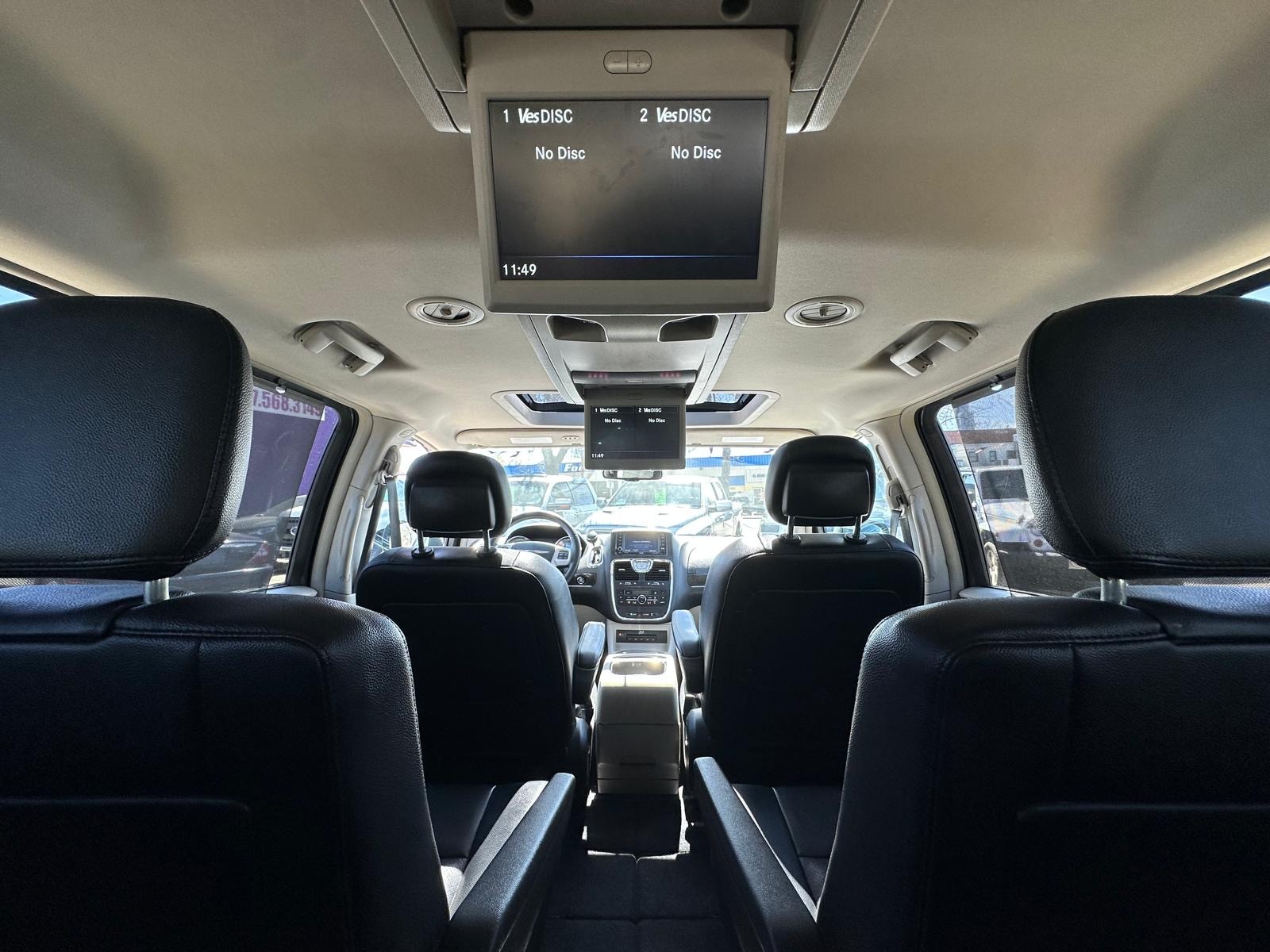 /drivenbyyouautosales/2016-Chrysler-Town&-27643189982436844.jpg