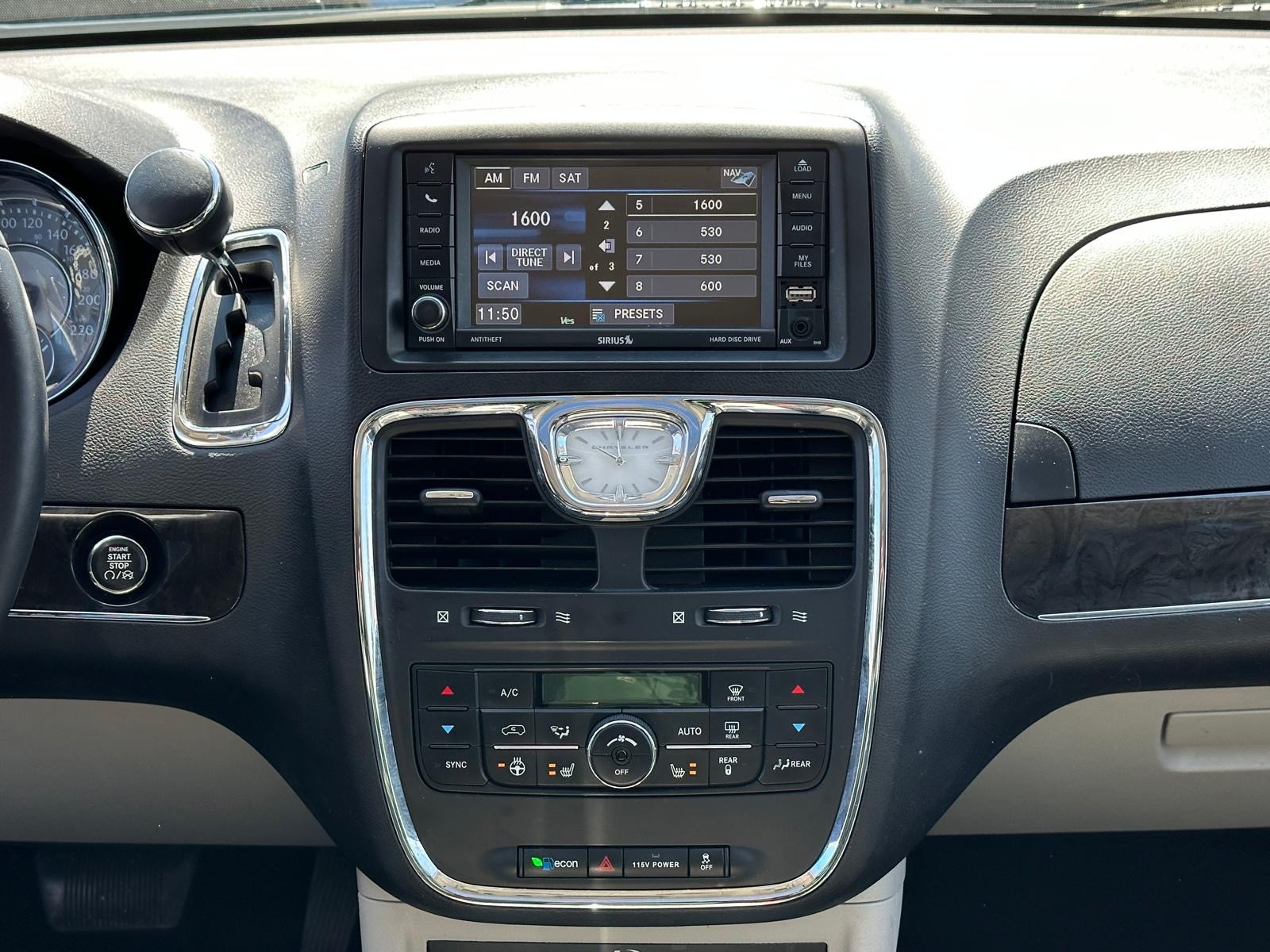 /drivenbyyouautosales/2016-Chrysler-Town&-40626914574277584.jpg