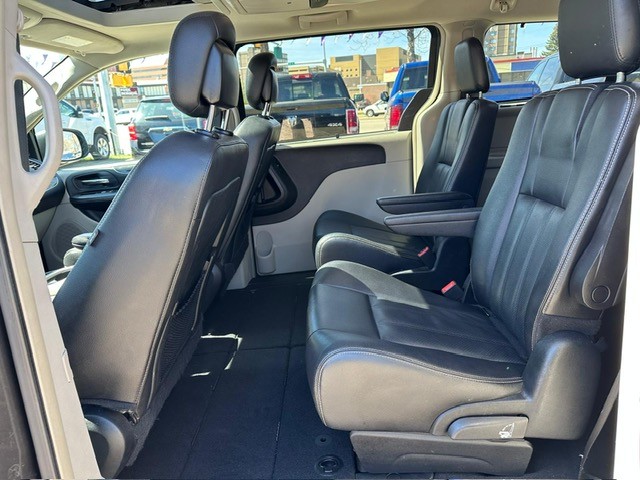 /drivenbyyouautosales/2016-Chrysler-Town&-8921755738728148.jpg