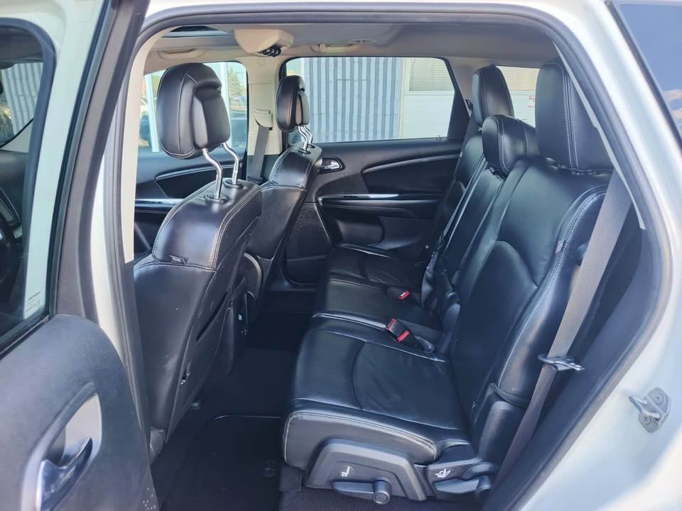 /drivenbyyouautosales/2016-Dodge-Journey-02444925593751357.jpg