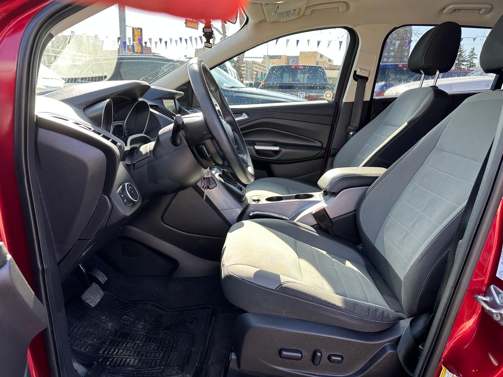 /drivenbyyouautosales/2016-Ford-Escape-4954736704062006.jpg