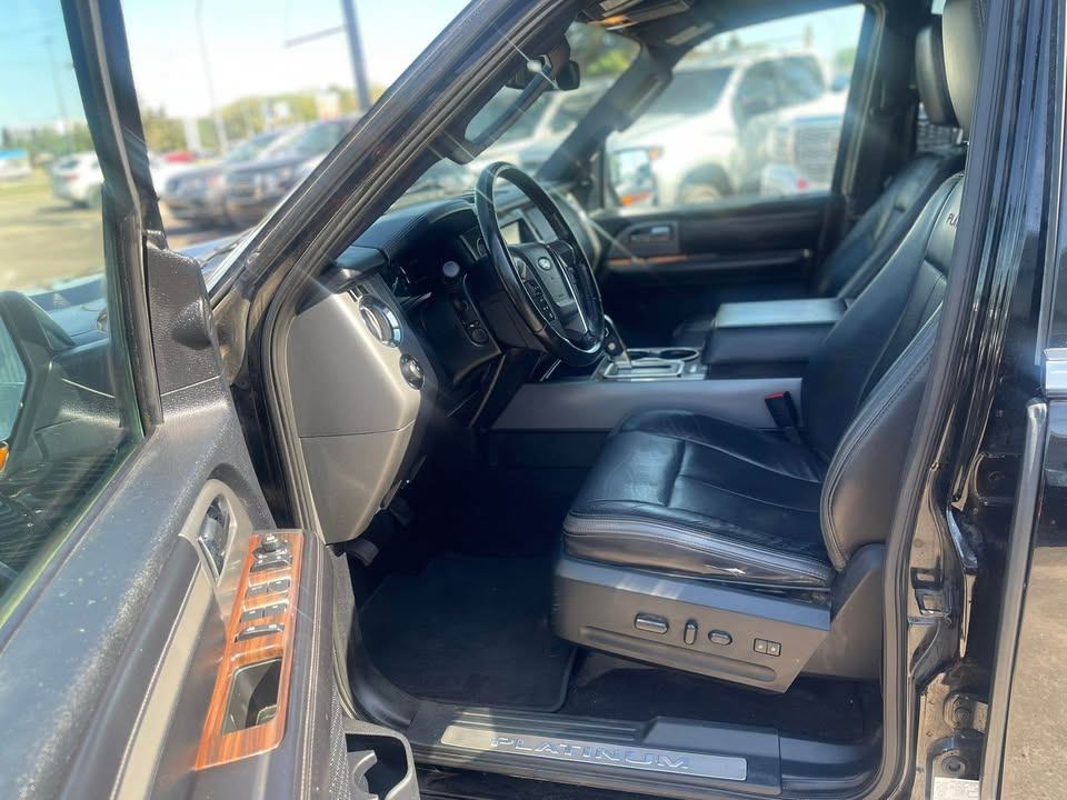 /drivenbyyouautosales/2016-Ford-ExpeditionMax-9742327416510237.jpg