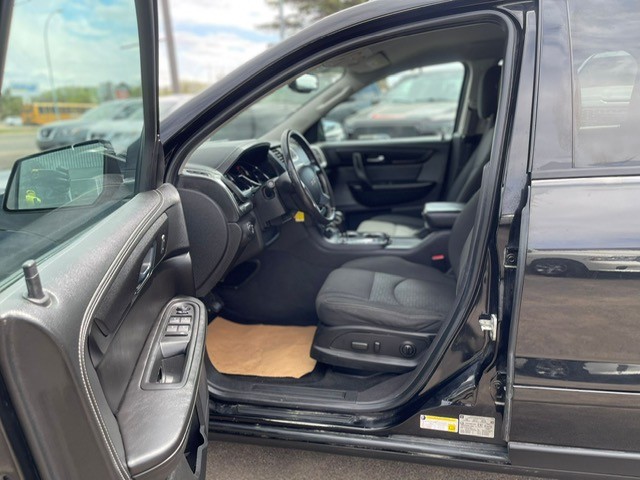 /drivenbyyouautosales/2016-GMC-Acadia-556384060089403.jpg