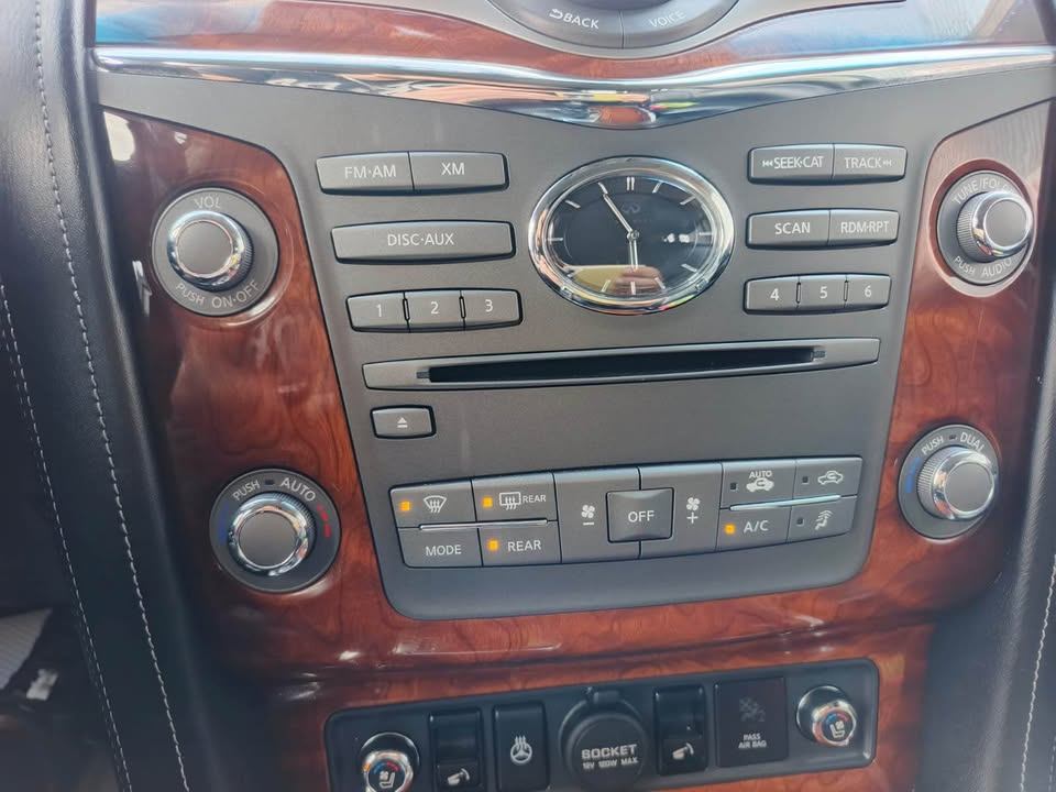 /drivenbyyouautosales/2016-INFINITI-QX80-8986223832923108.jpg