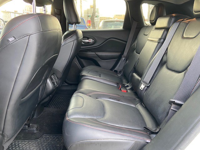 /drivenbyyouautosales/2016-Jeep-Cherokee-9986399489185043.jpg