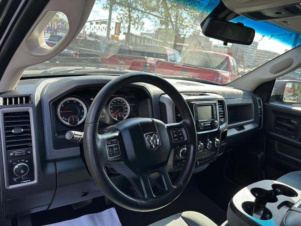 /drivenbyyouautosales/2016-Ram-1500-028593734618374.jpg