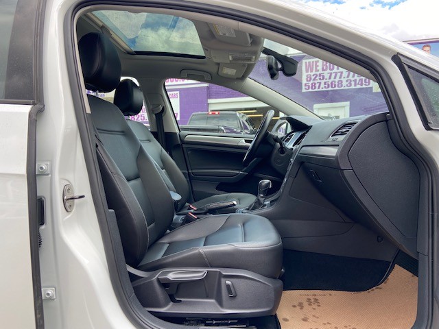 /drivenbyyouautosales/2016-Volkswagen-Golf-025731286717572077.jpg