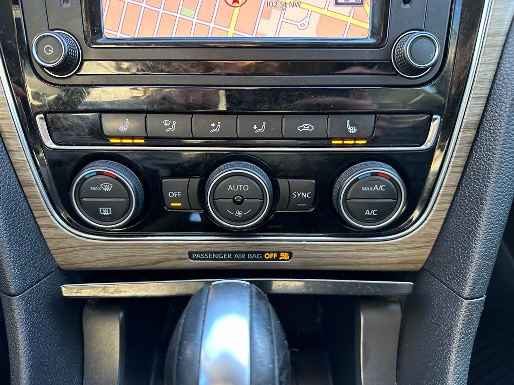 /drivenbyyouautosales/2016-Volkswagen-Passat-8788680353824696.jpg