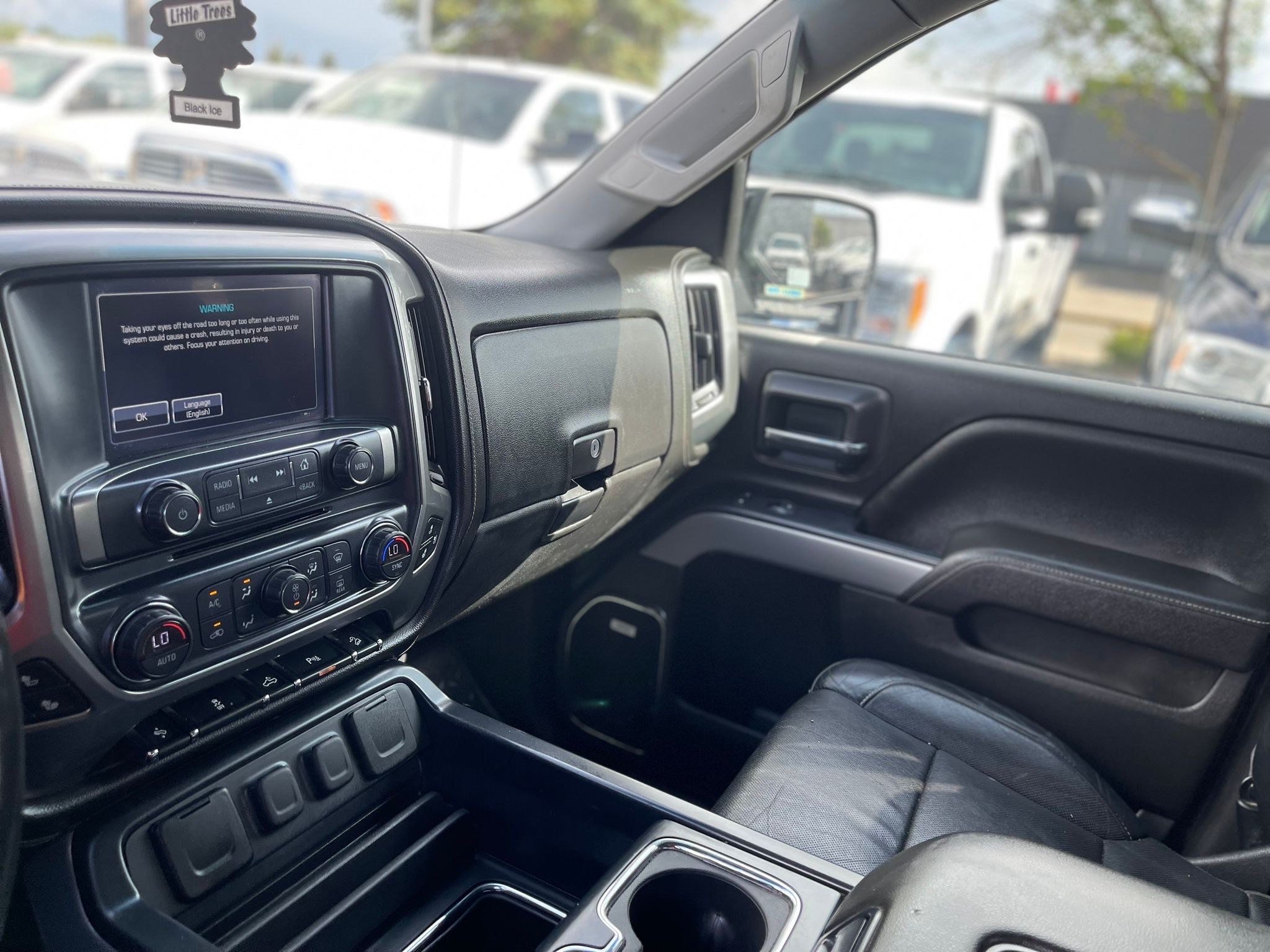 /drivenbyyouautosales/2017-Chevrolet-Silverado1500-005405809912435888.jpg