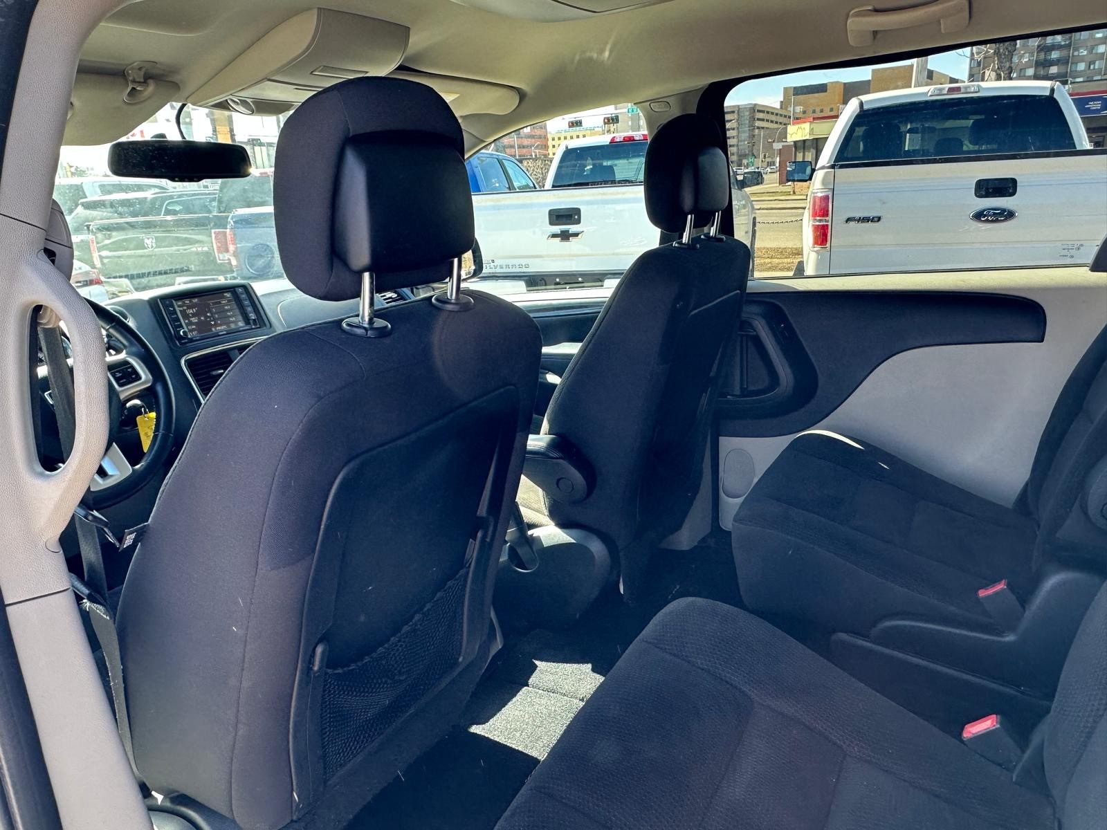 /drivenbyyouautosales/2017-Dodge-GrandCaravan-3933039049054894.jpg