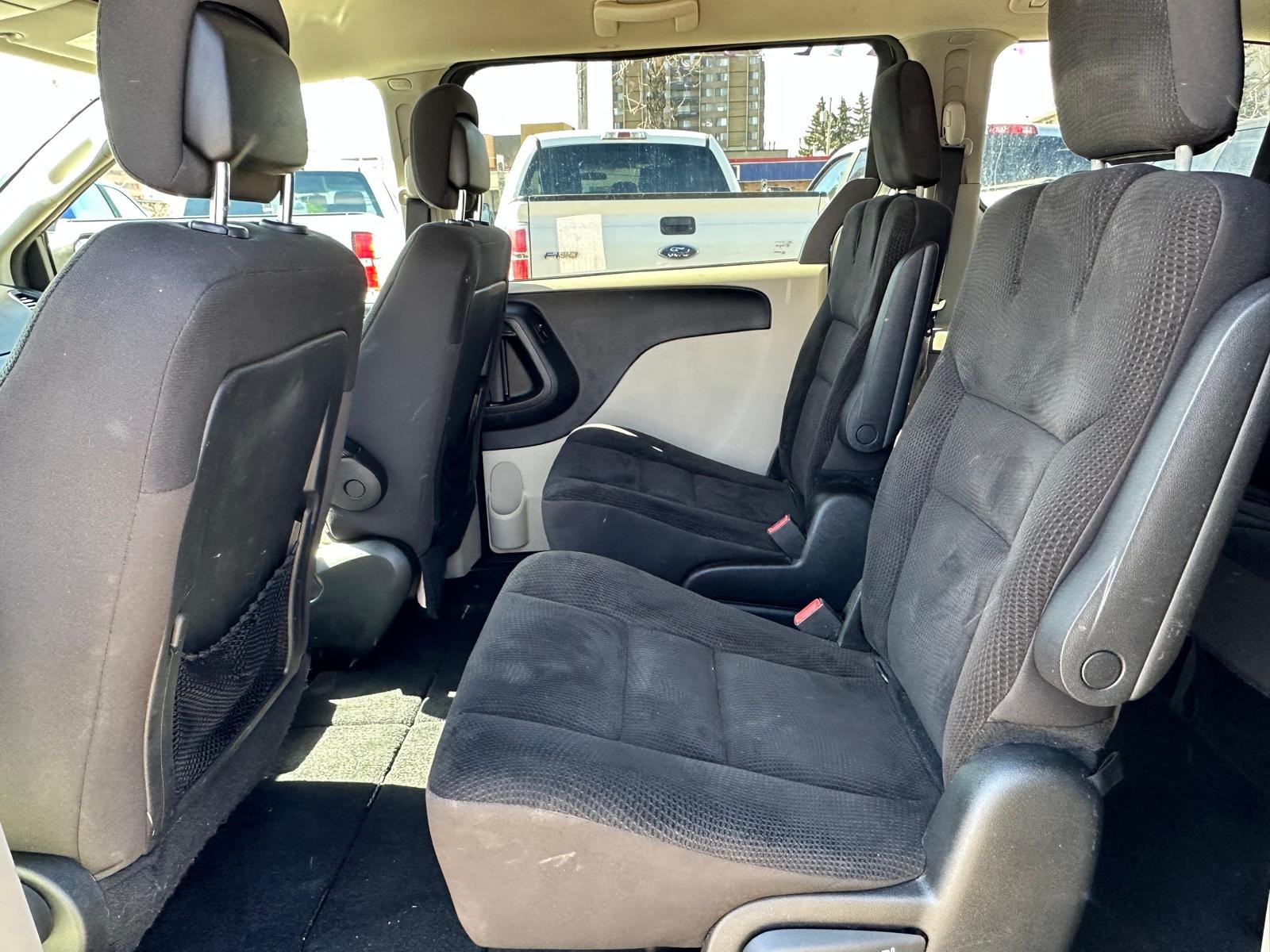 /drivenbyyouautosales/2017-Dodge-GrandCaravan-8796715046050312.jpg