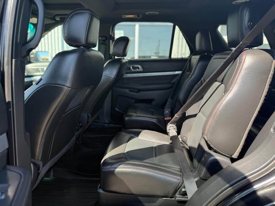 /drivenbyyouautosales/2017-Ford-Explorer-3968429073812434.jpg