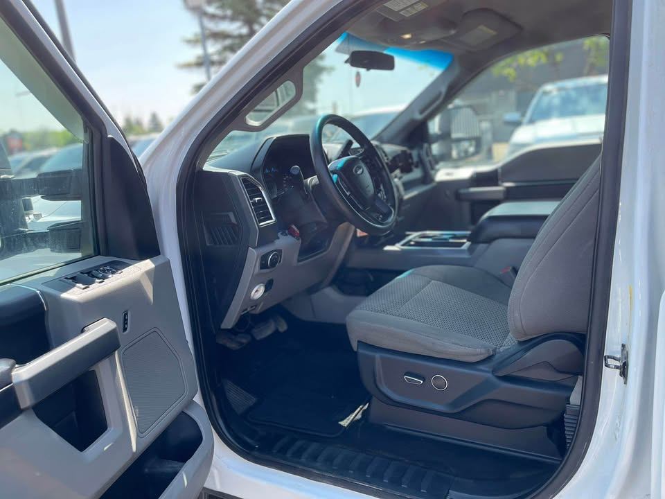 /drivenbyyouautosales/2017-Ford-SuperDuty-43183177396591255.jpg