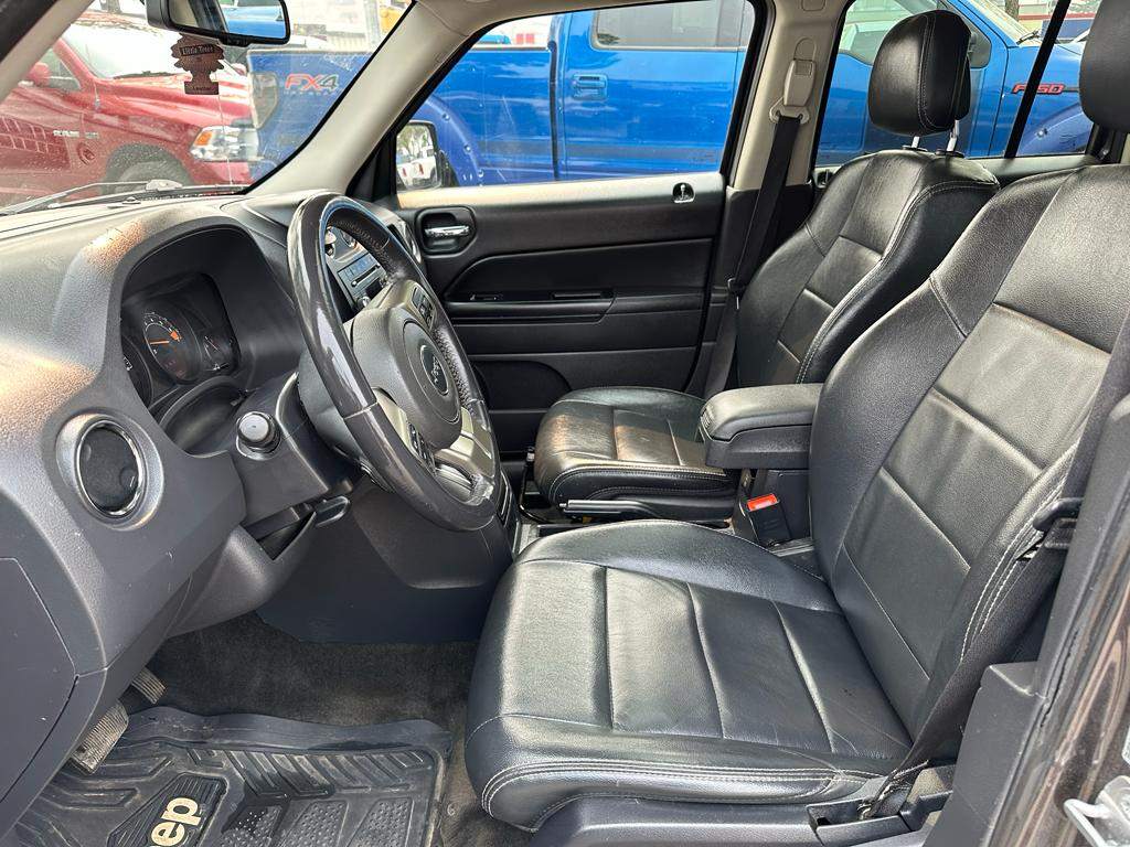 /drivenbyyouautosales/2017-Jeep-Patriot-49553519413500124.jpg