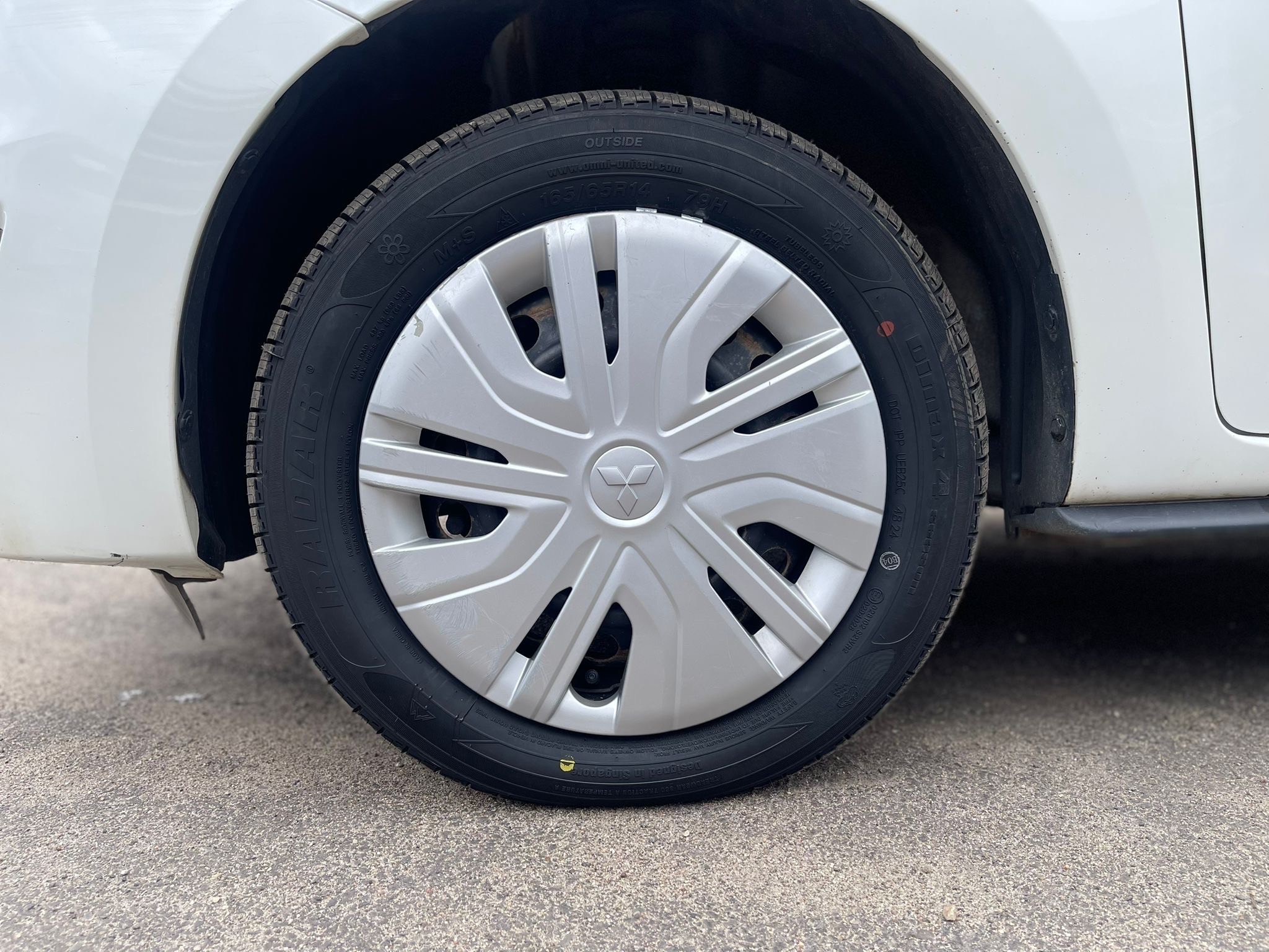 /drivenbyyouautosales/2017-Mitsubishi-Mirage-005709548738392467.jpg