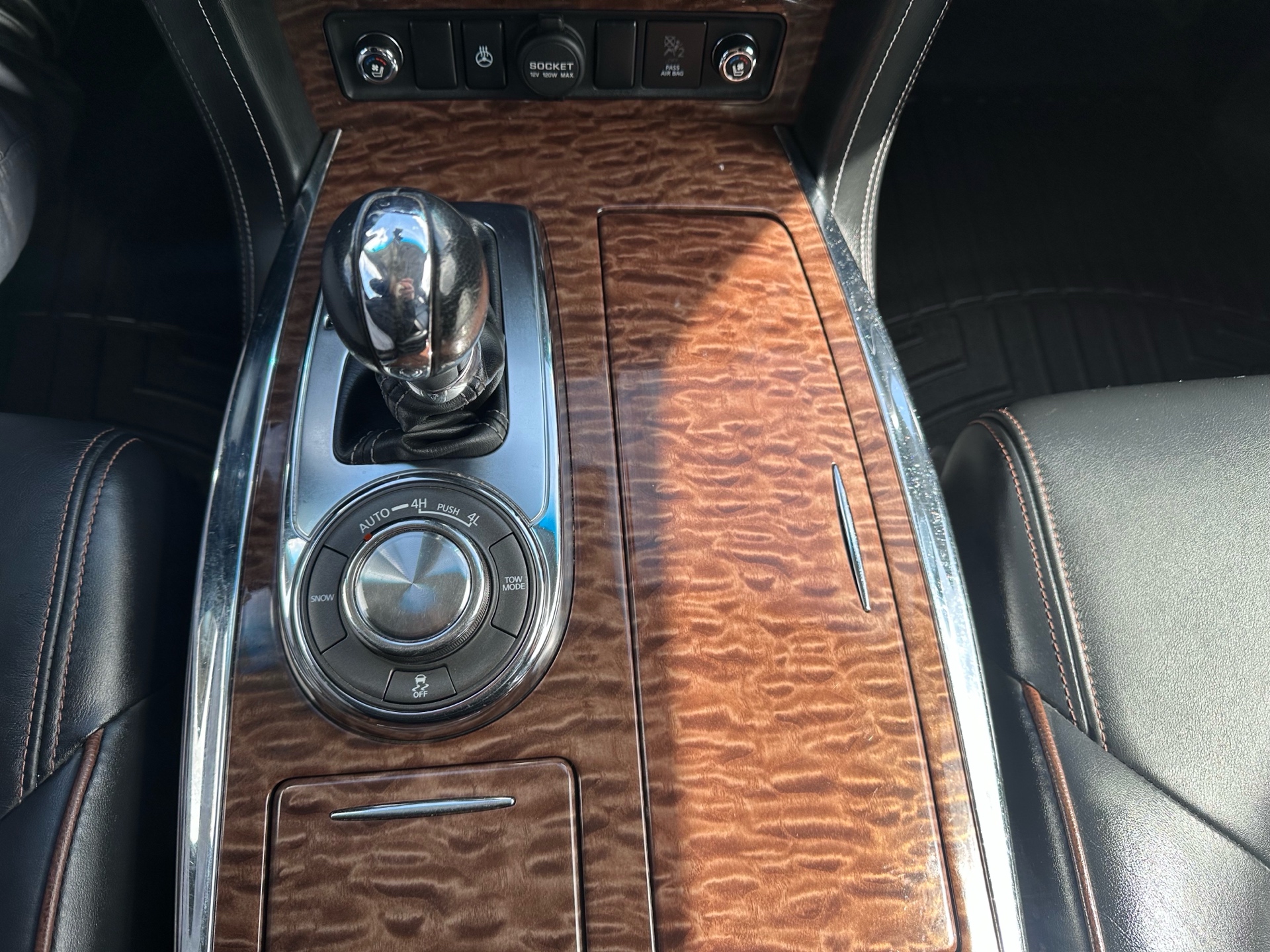 /drivenbyyouautosales/2017-Nissan-Armada-13450980446706695.jpg