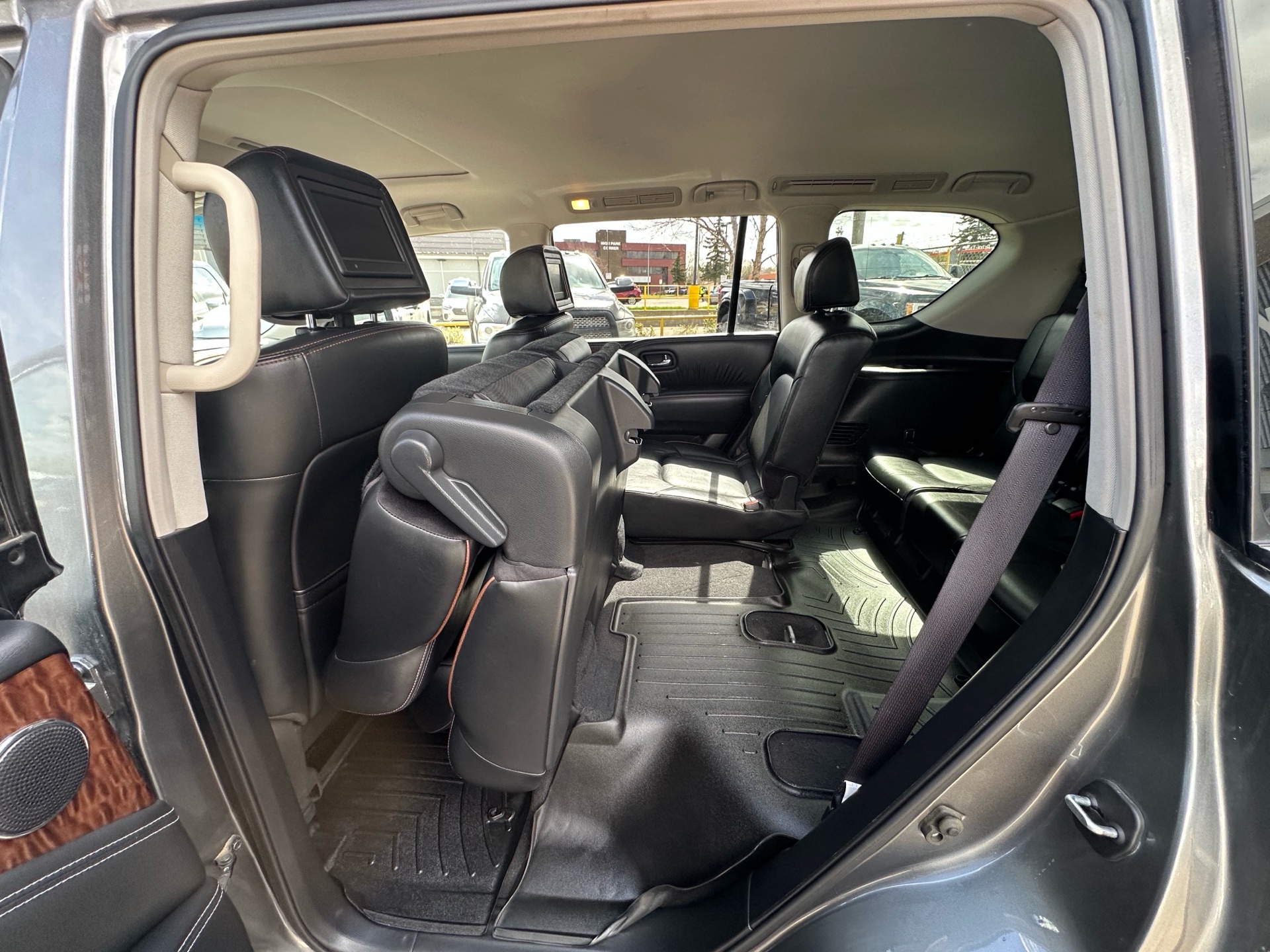 /drivenbyyouautosales/2017-Nissan-Armada-2912242381716734.jpg