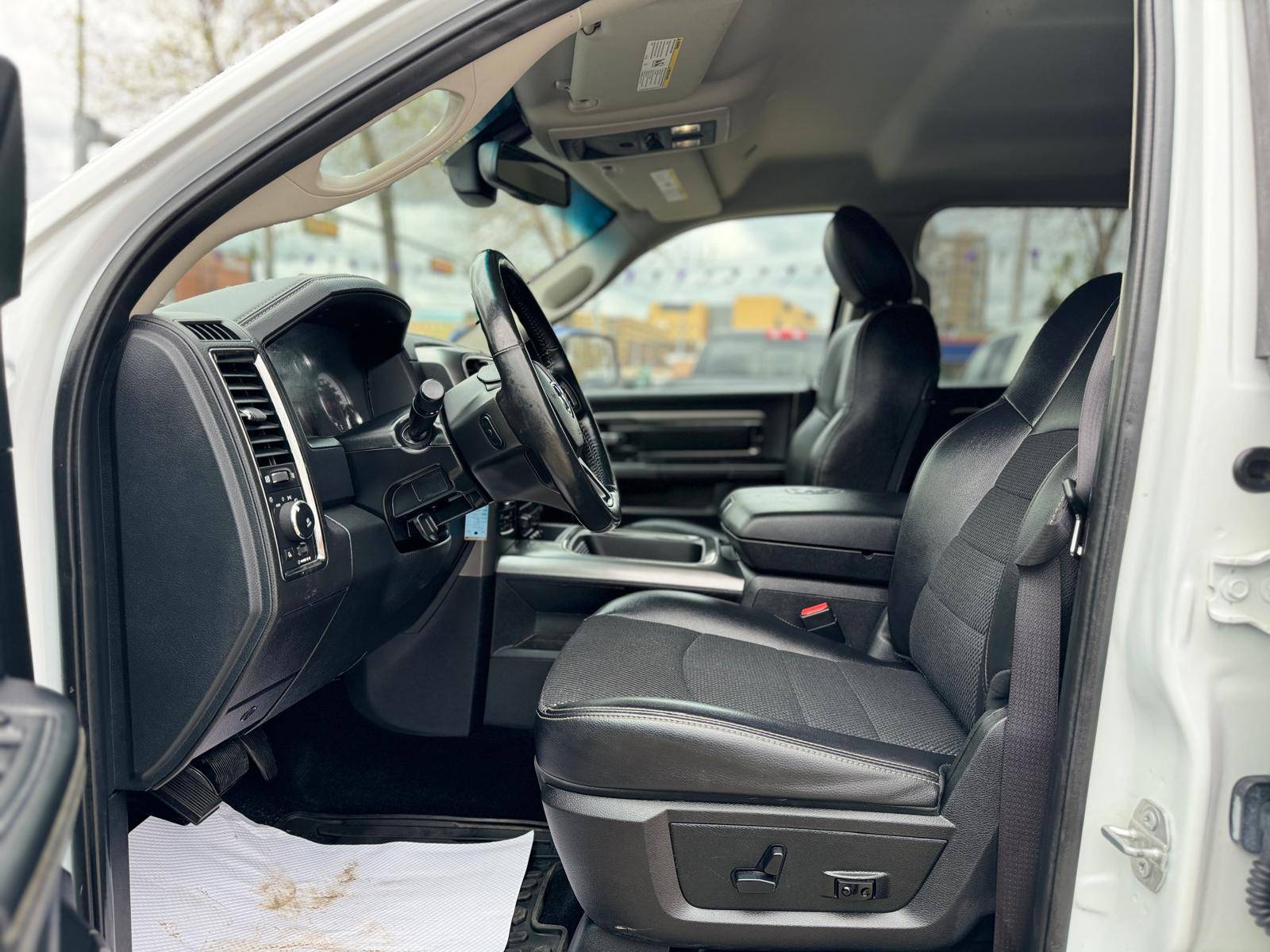 /drivenbyyouautosales/2017-Ram-1500-48187610396069713.jpg