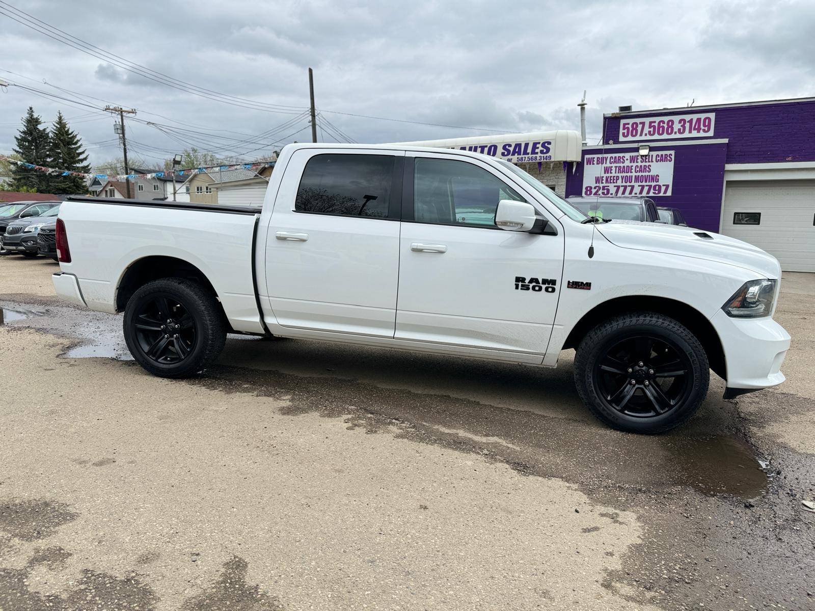 /drivenbyyouautosales/2017-Ram-1500-9947543088432005.jpg