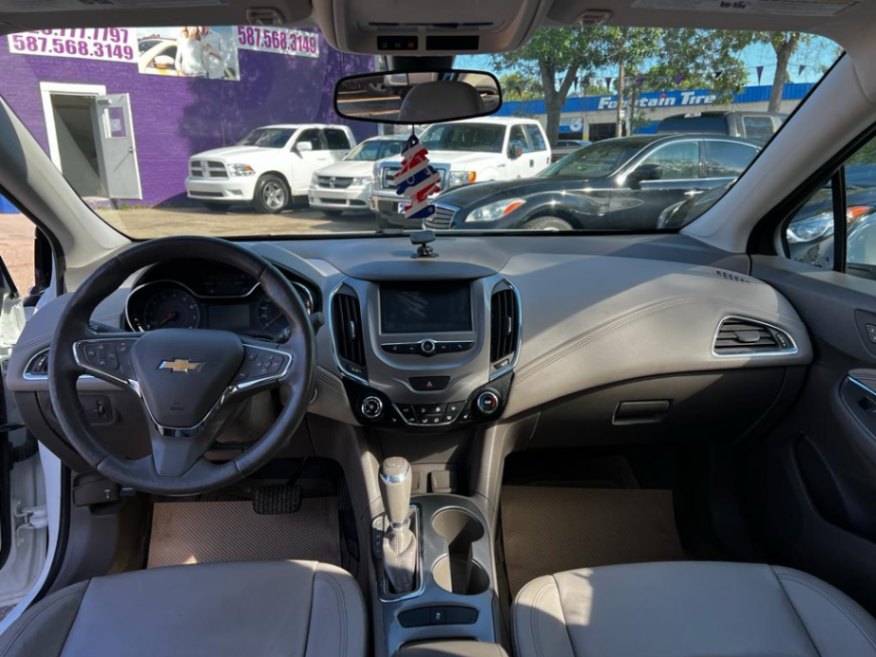 /drivenbyyouautosales/2018-Chevrolet-Cruze-2249263243596693.jpg