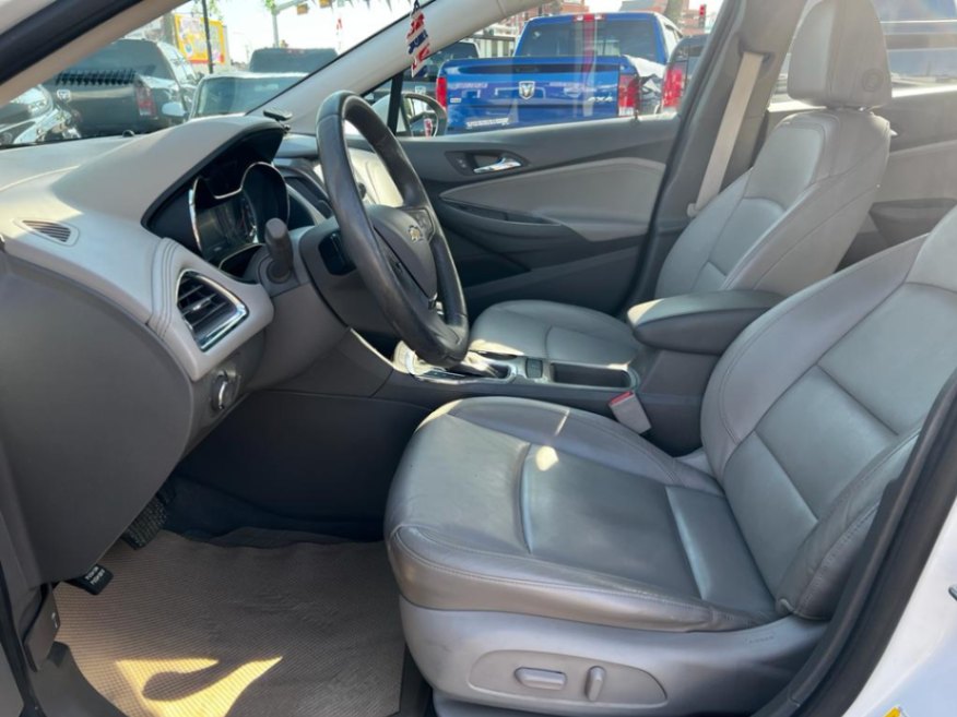 /drivenbyyouautosales/2018-Chevrolet-Cruze-9172849359424513.jpg