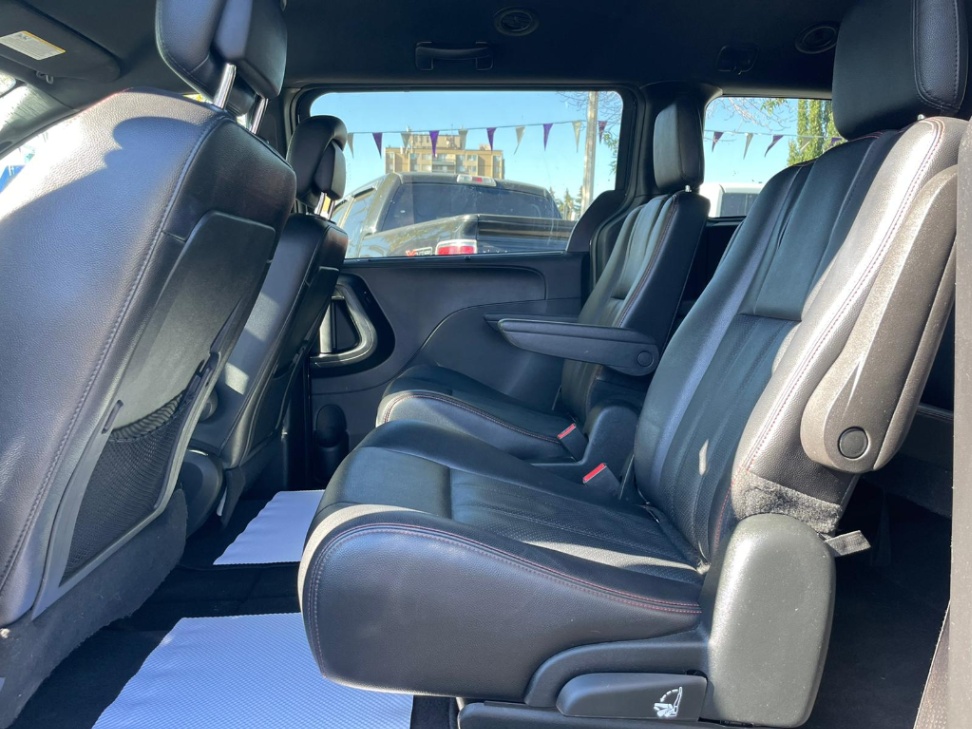 /drivenbyyouautosales/2018-Dodge-GrandCaravan-9040518439967722.jpg