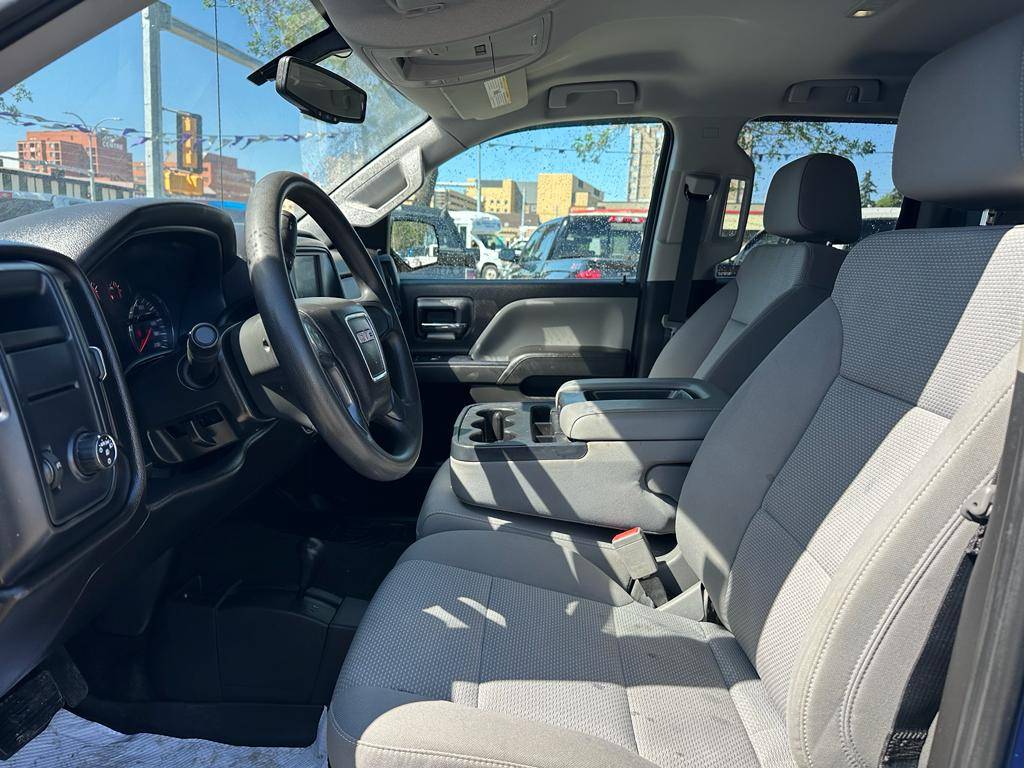 /drivenbyyouautosales/2018-GMC-Sierra1500-9874768819900215.jpg