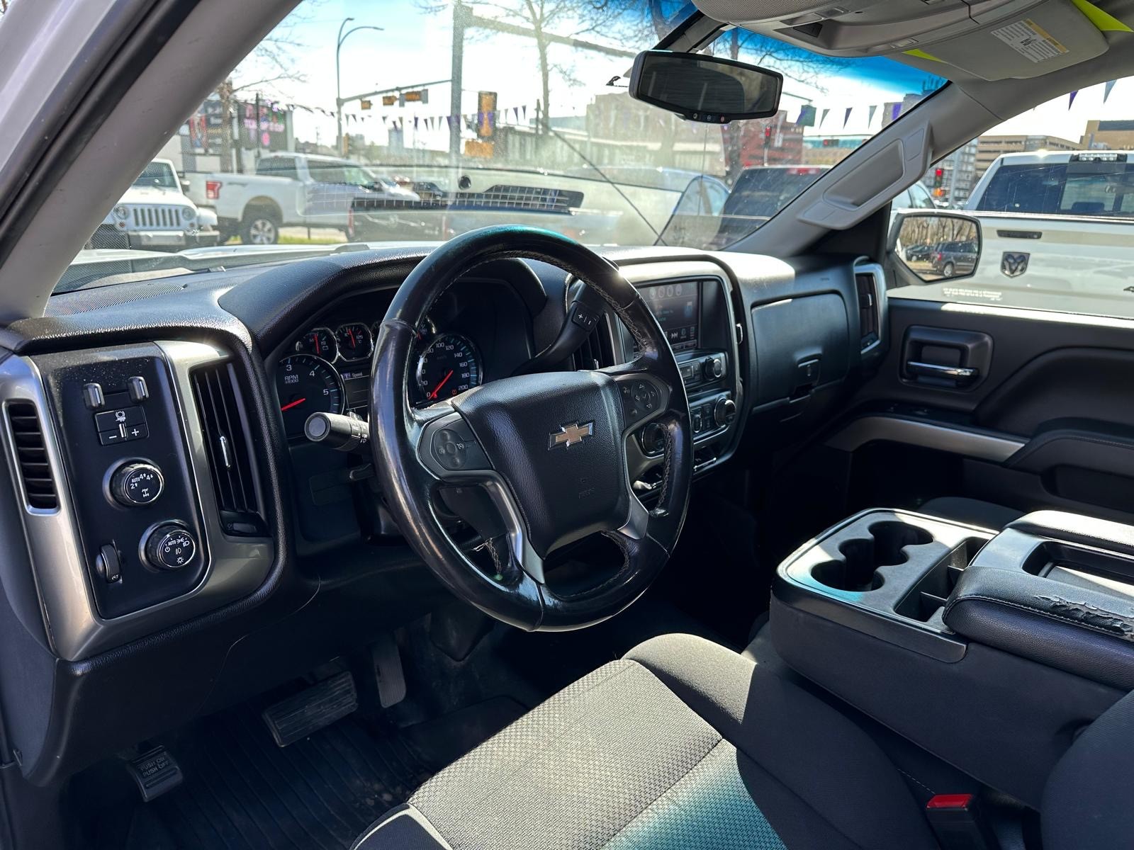 /drivenbyyouautosales/2019-Chevrolet-Silverado1500-3753804382507382.jpg