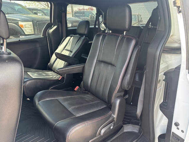 /drivenbyyouautosales/2019-Dodge-GrandCaravan-0713754397428008.jpg