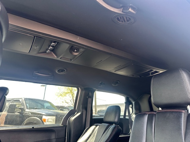 /drivenbyyouautosales/2019-Dodge-GrandCaravan-8322999880641615.jpg