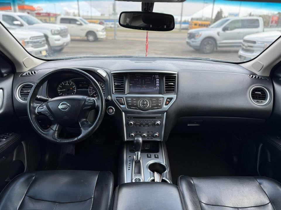 /drivenbyyouautosales/2019-Nissan-Pathfinder-3718679113005161.jpg