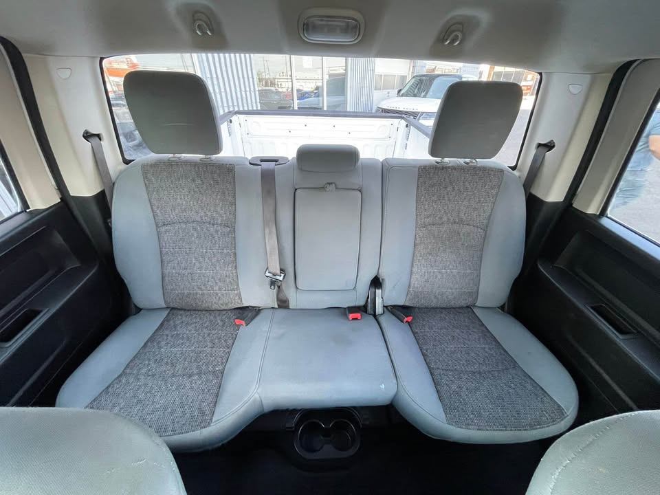 /drivenbyyouautosales/2019-Ram-1500Classic-007176119760018196.jpg